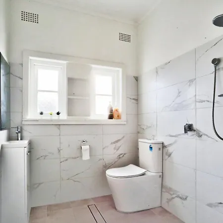 Charming 3 Bedroom On The Edge Of Downtown Glebe Sydney Exterior photo